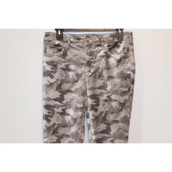 ✨2/$20 Pilcro & The Letterpress Anthro Velvet Camo Hi Rise Skinny Pant 28 H14666 - Picture 3 of 10